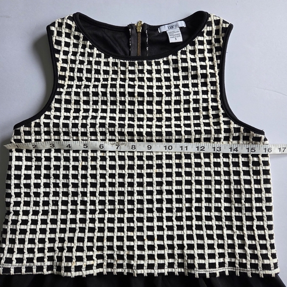 Bar III Black and White Sleeveless Peplum Top - Picture 3 of 6